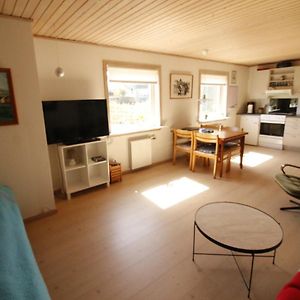 One bedroom apartment in quiet neighborhood Tórshavn Exterior photo