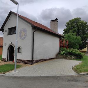 Ubytování Jevišovka - Vinný sklípek Exterior photo