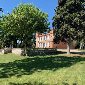 Chateau Ratou Bed and Breakfast Saint-Lys Exterior photo