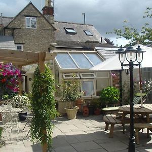 The Old Brewhouse Bed and Breakfast Cirencester Exterior photo