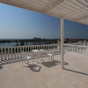 Hotel Panorama Briz Zatoka Exterior photo