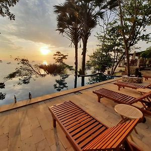 Edge Resort, Yogyakarta Parangtritis Exterior photo