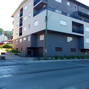 Mercy Deluxapartment Visoko Exterior photo