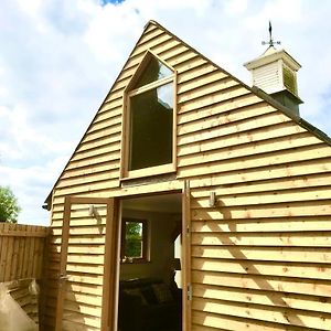 Apartamento The Clock House Canterbury Exterior photo