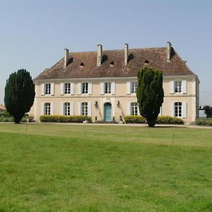 Chateau Du Bourbet Cherval Exterior photo
