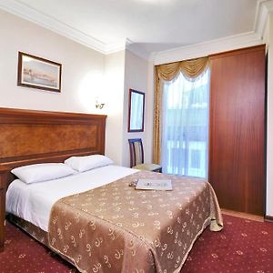 Grand Eyuboglu Hotel Estambul Room photo