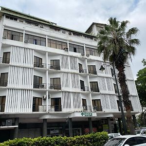 Hotel Rizzo Guayaquil Exterior photo