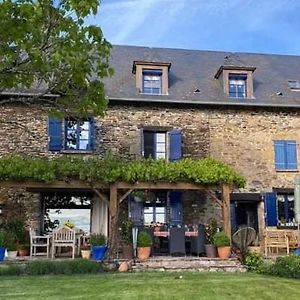 La Maison Bleue Bed and Breakfast Juillac  Exterior photo