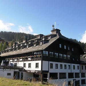 Alpenhotel Marcius Sonnenalpe Nassfeld Exterior photo