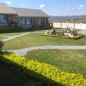 Vikamana Guest House Ulundi Exterior photo