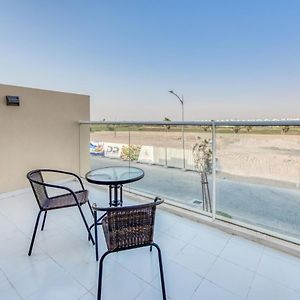 Delightful 3Br Townhouse At Damac Hills 2 Dubailand By Deluxe Holiday Homes Exterior photo