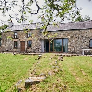 Wildhaven- Idylic Rural Farmhouse With Log Burner And Countryside Views Villa Gwynfe Exterior photo