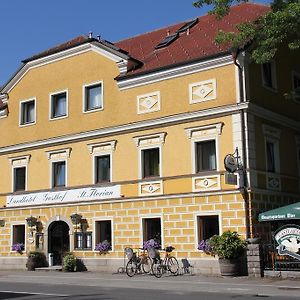 Landhotel St. Florian Sankt Florian am Inn Exterior photo