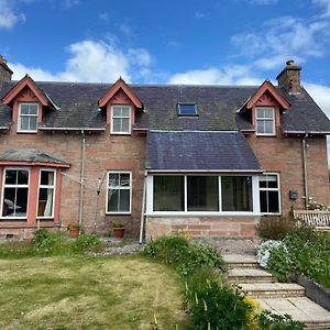 Viewbank Villa Beauly Exterior photo