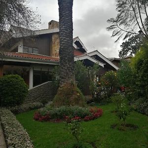 Casatodosantos Bed and Breakfast Cuenca Exterior photo