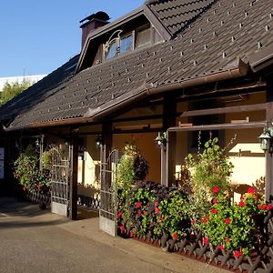 Hotel Crni Baron Pension Black Baron Máribor Exterior photo