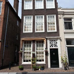 Benb Firstclassenglish Bed and Breakfast Dordrecht Exterior photo