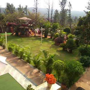 Hotel King Garden Mahābaleshwar Exterior photo