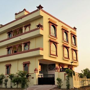 Hotel Omak Tiger Seven Sawai Madhopur Exterior photo