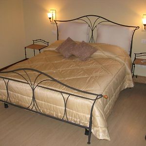 Wind'S House Bed and Breakfast Pove del Grappa Room photo