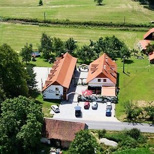 Hotel Penzion Kaminek Nové Hrady Exterior photo