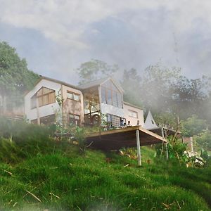 MiCasa - Nhà gác mái trên đỉnh đồi Villa Cao Bang Exterior photo