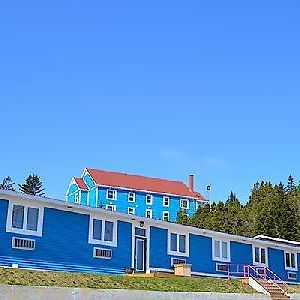 Anchor Inn Hotel And Suites Twillingate Exterior photo