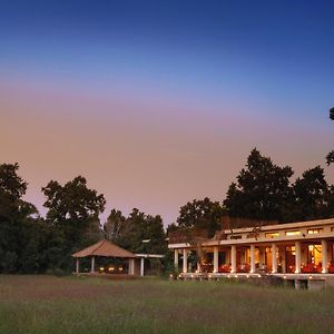 Mahua Kothi Bandhavgarh - A Taj Safari Lodge Tāla Exterior photo
