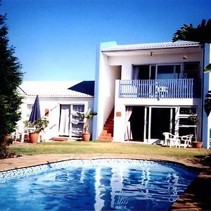 Blue Mountain Guest House Bloubergstrand Exterior photo