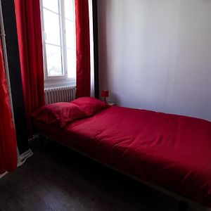 Au Nid Douillet - Dormir Comme A La Maison Châteaubriant Exterior photo