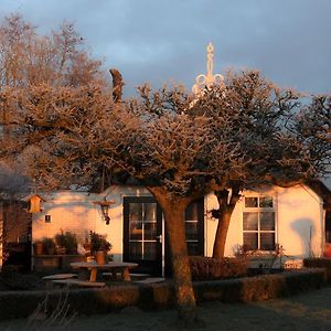 The Wee White Hoose Bed and Breakfast Oosternijkerk Exterior photo