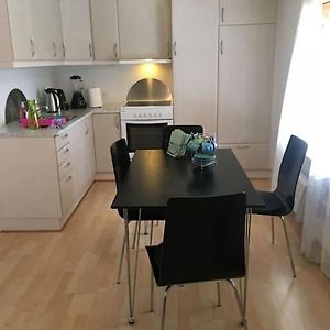 Cozy Apartment For 6 In Tórshavn Exterior photo