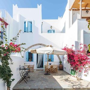 Traditional Two Story House in Galanado Naxos Exterior photo