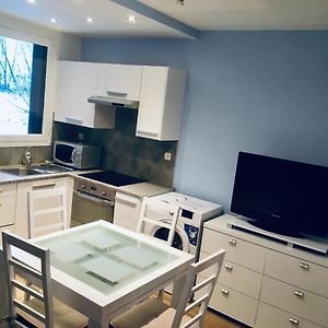 Apartamento Agréable studio neuf avec vue + parking gratuit Bagnères-de-Luchon Exterior photo