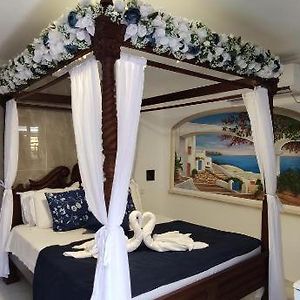 Ahuzat Shaul Seaside Honeymoon Suite Hadera Exterior photo