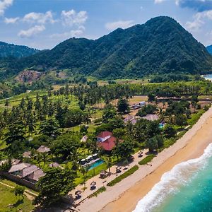 Hotel Segara Lombok Selong Belanak Exterior photo