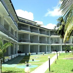 Hotel Sea Lotus Park Trincomalee Exterior photo