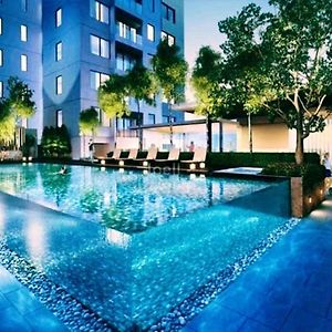 Summer Suites Klcc By Star Residence Kuala Lumpur Exterior photo
