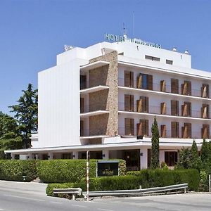 Hotel Emporda Figueras Exterior photo