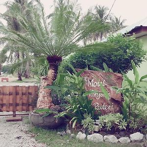 Motel Tanjung Puteri Pasir Hitam Exterior photo