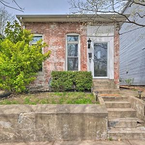 Louisville Gem With Yard, Walk To Bars And Dining Exterior photo