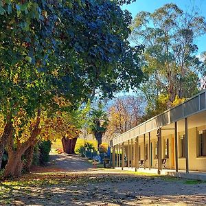 Hotel Restaway Holiday Units Porepunkah Exterior photo