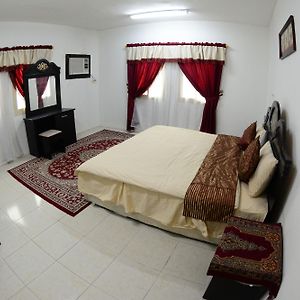 Al Eairy Furnished Apartments Dammam 7 Exterior photo