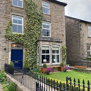 Ebor House Bed and Breakfast Hawes Exterior photo