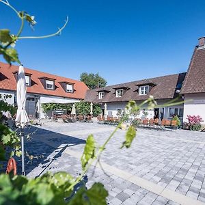 Hotel Weingut Kernwein Seinsheim Exterior photo