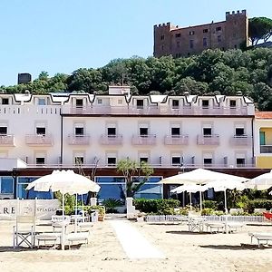 Hotel Miramare Castiglione della Pescaia Exterior photo