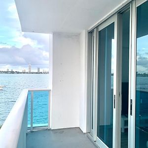 Great Private Room Miami Beach Exterior photo