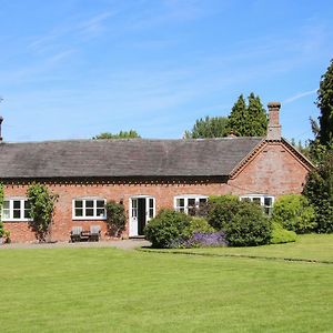 The Stables Villa Shrewsbury Exterior photo