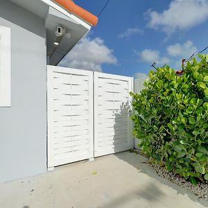 Centrally Located Comfy Apartment In Miami L03A Exterior photo