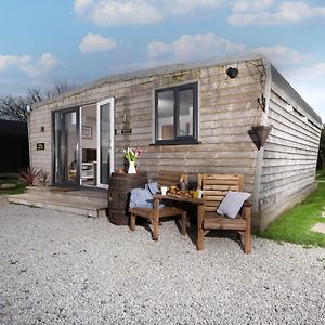 Wheal Rose -Beautifully Fitted Lodge Helston Cornwall Exterior photo